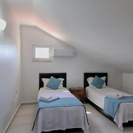Yildirim 2, Private With 70m2 Pool *